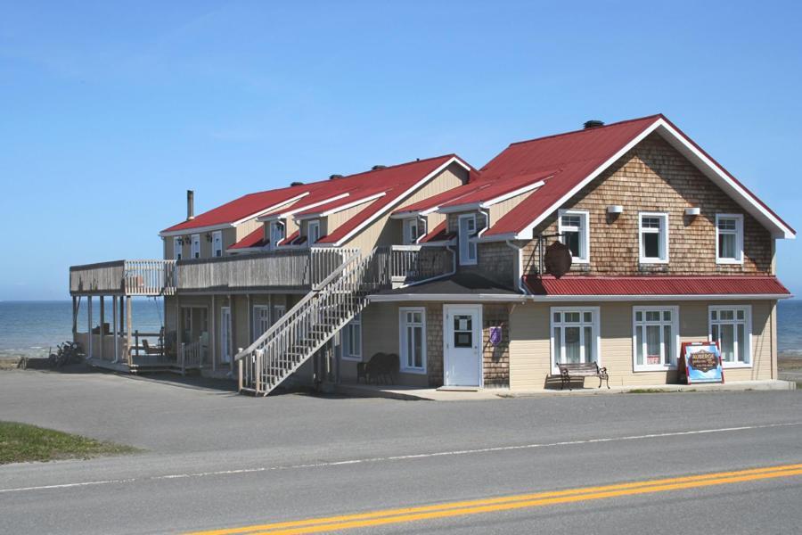 Hotel Le Gaspesiana Sainte-Flavie Exteriér fotografie